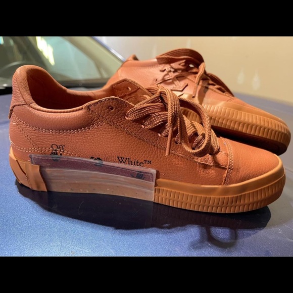 Off-White sneaker for sale - Picture 3 of 4